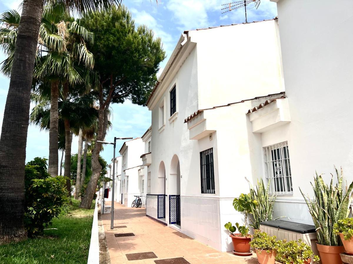 Fabulous Vacation In A 2 Bedroom Townhouse With 2 Terraces Overlooking The Sea, Suitable For 6 People 3 Swimming Pools Tennis And 200 Mts From The Sea El Faro Exterior foto