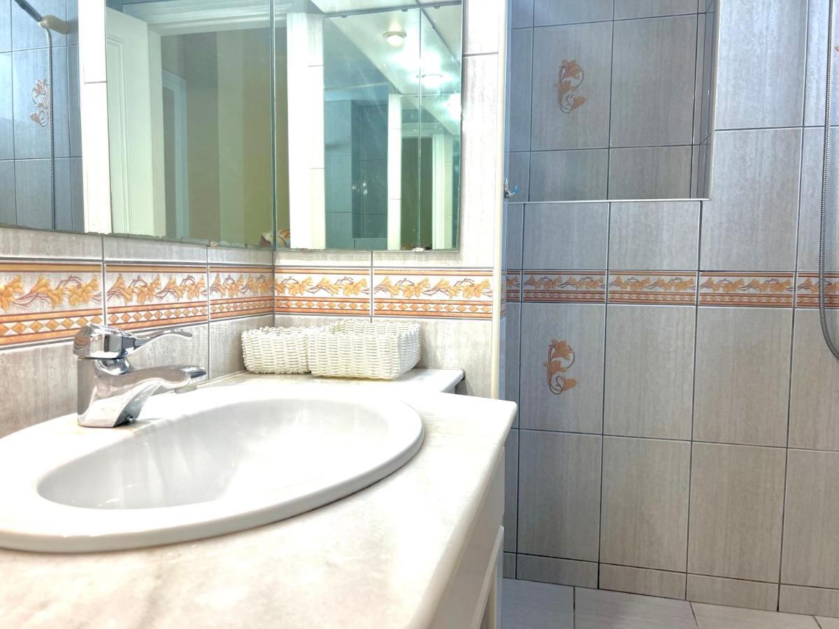Fabulous Vacation In A 2 Bedroom Townhouse With 2 Terraces Overlooking The Sea, Suitable For 6 People 3 Swimming Pools Tennis And 200 Mts From The Sea El Faro Exterior foto